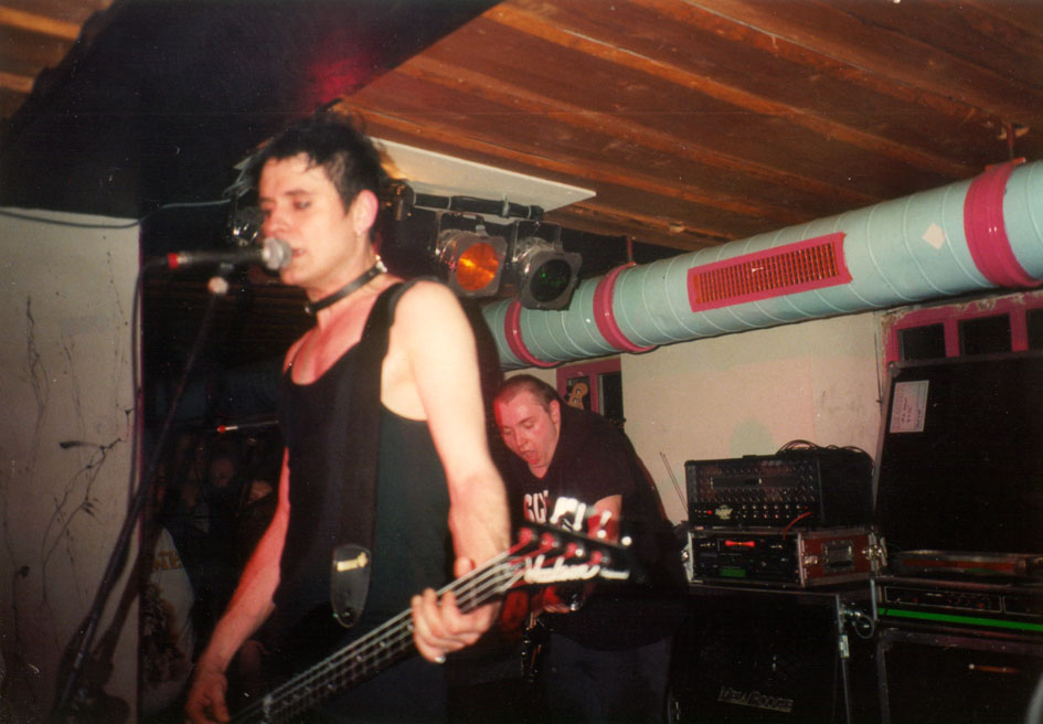 Zimbl von The Bates live 1995